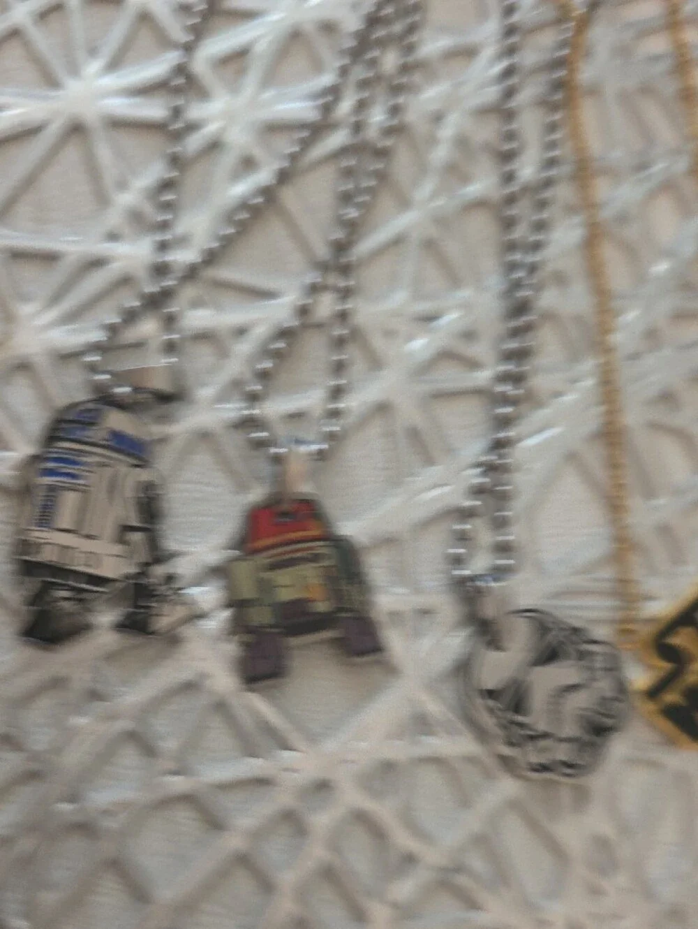 Star Wars Kids Necklace Set - Gold & Silver Character Pendants